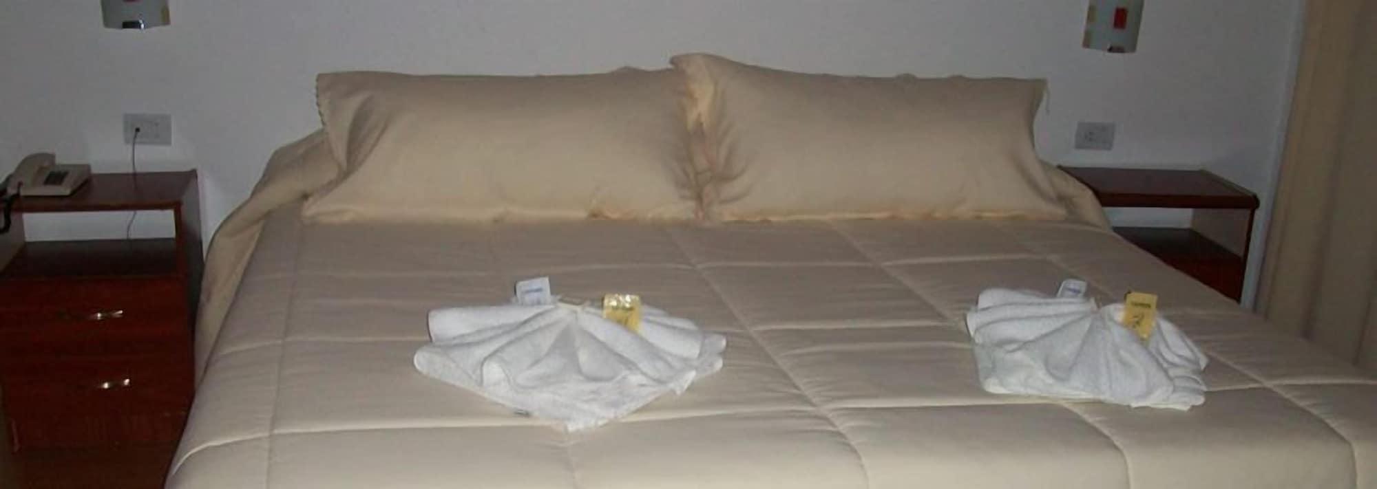 Hotel Aoma Villa Carlos Paz Zewnętrze zdjęcie